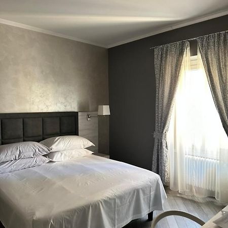 Prima Fila Premium Guest House ซานเรโม ภายนอก รูปภาพ